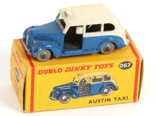 Lot 310 - DINKY TOYS (GB) (1)