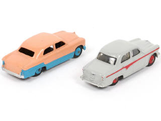 Lot 235 - DINKY TOYS (GB) (2)