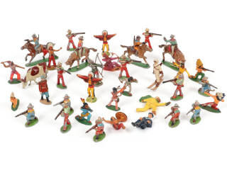 Lot 4 - DIVERS (35)