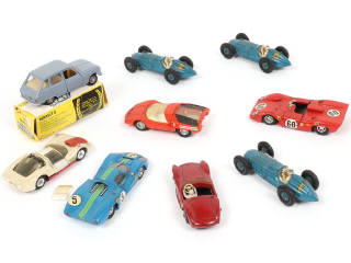 Lot 306 - DINKY TOYS (FRANCE) (9)