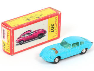 Lot 140 - MAJORETTE (FRANCE) (1)