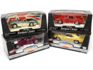 Lot 34 - ERTL (USA) (4)