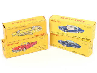 Lot 261 - DINKY TOYS (FRANCE) (4)