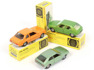 Lot 299 - DINKY TOYS (FRANCE) (3)