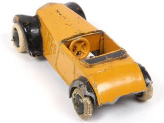 Lot 273 - DINKY TOYS (FRANCE) (1)