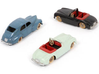 Lot 293 - DINKY TOYS (FRANCE) (3)