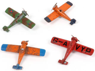 Lot 221 - DINKY TOYS (GB) (4)
