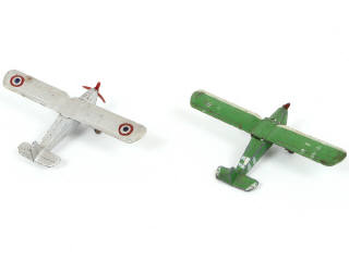 Lot 272 - DINKY TOYS (FRANCE) (2)