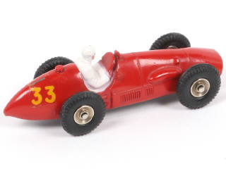 Lot 270 - DINKY TOYS (FRANCE) (1)