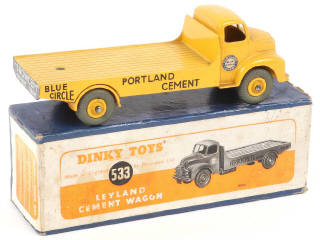 Lot 299 - DINKY TOYS (GB) (1)
