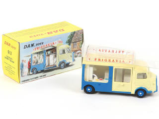 Lot 258 - DAN-TOYS (FRANCE) (1)