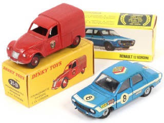 Lot 305 - DINKY TOYS (FRANCE) (2)
