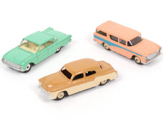 Lot 259 - DINKY TOYS (GB) (3)