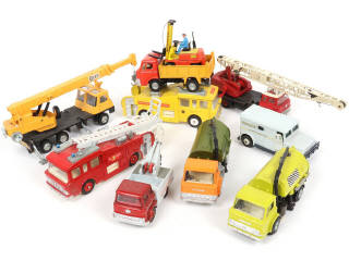 Lot 271 - DINKY TOYS (GB) (10)