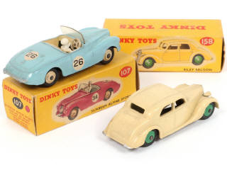 Lot 250 - DINKY TOYS (GB) (2)