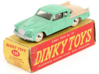 Lot 229 - DINKY TOYS (GB) (1)