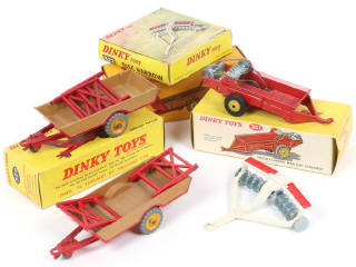 Lot 264 - DINKY TOYS (GB) (4)