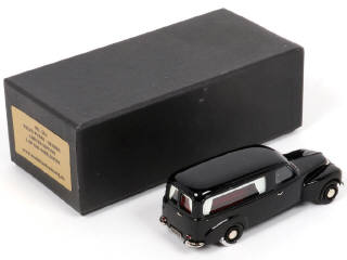 Lot 128 - ROBEDDIE MODELS (GB) (1)