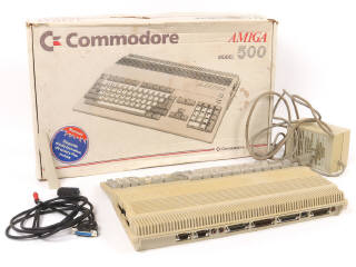 Lot 50 - COMMODORE (FRANCE) (1)