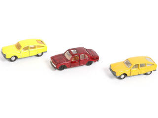 Lot 241 - MAJORETTE (FRANCE) (3)
