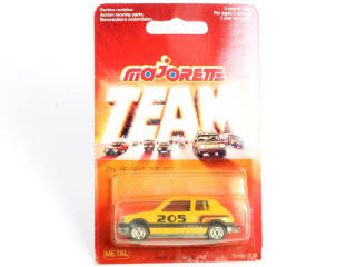 Lot 243 - MAJORETTE (FRANCE) (3)