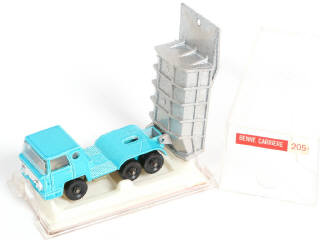 Lot 251 - MAJORETTE (FRANCE) (3)