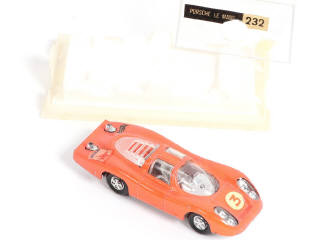 Lot 252 - MAJORETTE (FRANCE) (3)