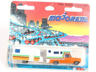 Lot 242 - MAJORETTE (FRANCE) (3)