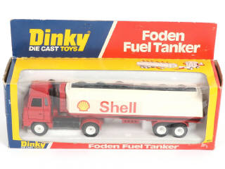 Lot 337 - DINKY TOYS (GB) (1)