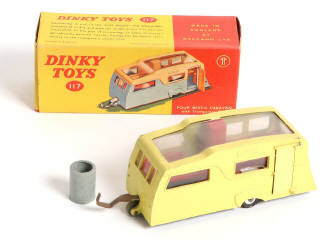 Lot 338 - DINKY TOYS (GB) (1)