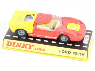 Lot 324 - DINKY TOYS (GB) (1)