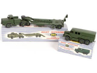 Lot 352 - DINKY TOYS (GB) (2)
