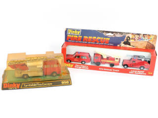 Lot 351 - DINKY TOYS (GB) (2)