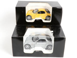 Lot 31 - KYOSHO (JAPON) (2)