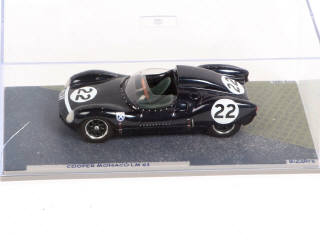 Lot 71 - BIZARRE (MACAU) (1)