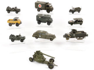 Lot 64 - DIVERS (10)