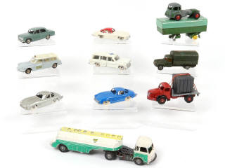 Lot 71 - DIVERS (10)