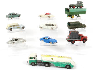 Lot 71 - DIVERS (10)