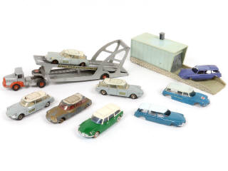 Lot 72 - DIVERS (10)