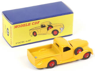 Lot 182 - CLUB DINKY FRANCE (1)