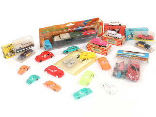 Lot 131 - DIVERS (23)
