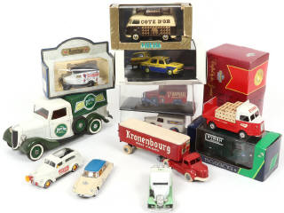 Lot 77 - DIVERS (13)