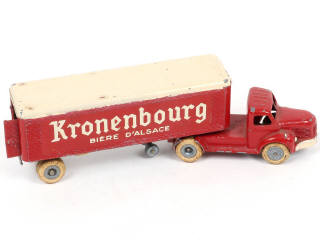 Lot 77 - DIVERS (13)