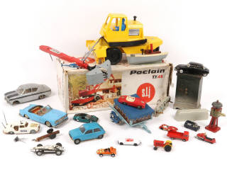 Lot 13 - DIVERS (22)