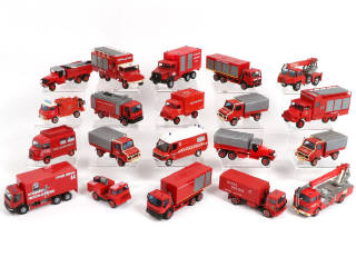 Lot 126 - DIVERS (20)