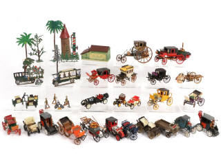 Lot 171 - DIVERS (42)
