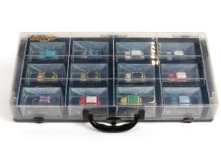 Lot 193 - HONGWELL (CHINE) (1)