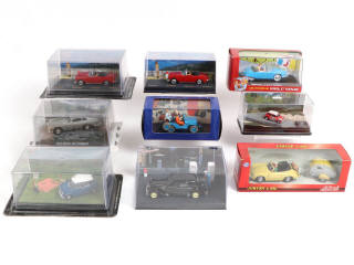 Lot 44 - DIVERS (9)