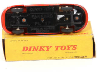 Lot 261 - DINKY TOYS (FRANCE) (1)