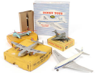 Lot 234 - DINKY TOYS (GB) (4)